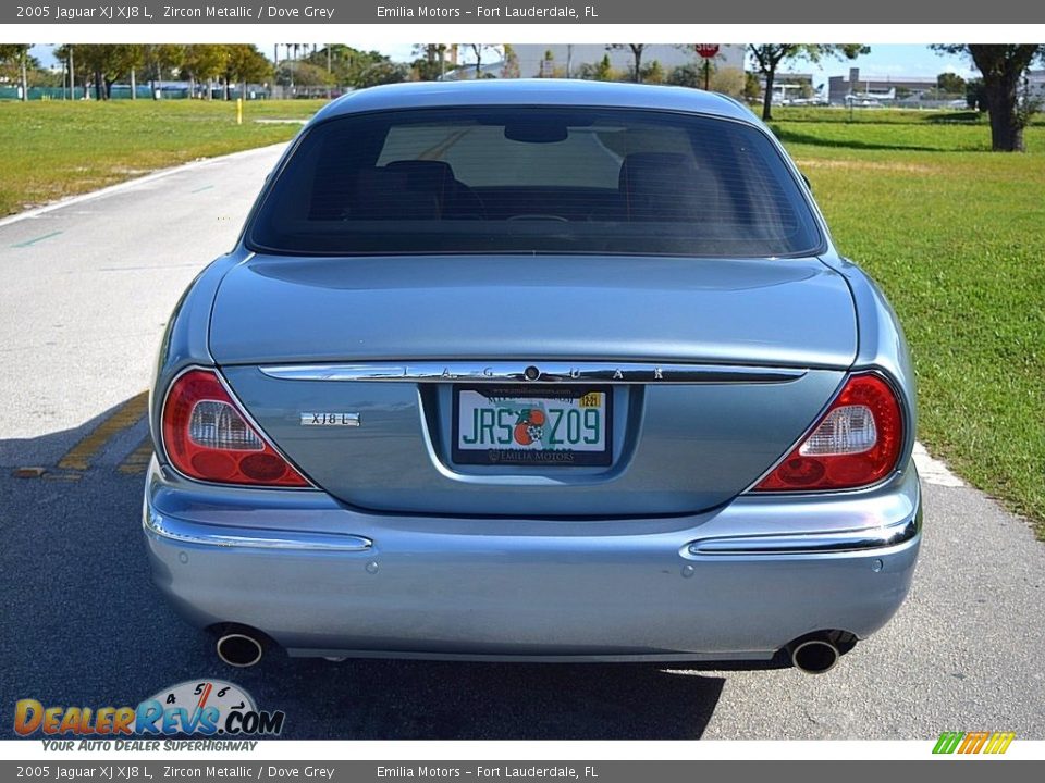 2005 Jaguar XJ XJ8 L Zircon Metallic / Dove Grey Photo #10