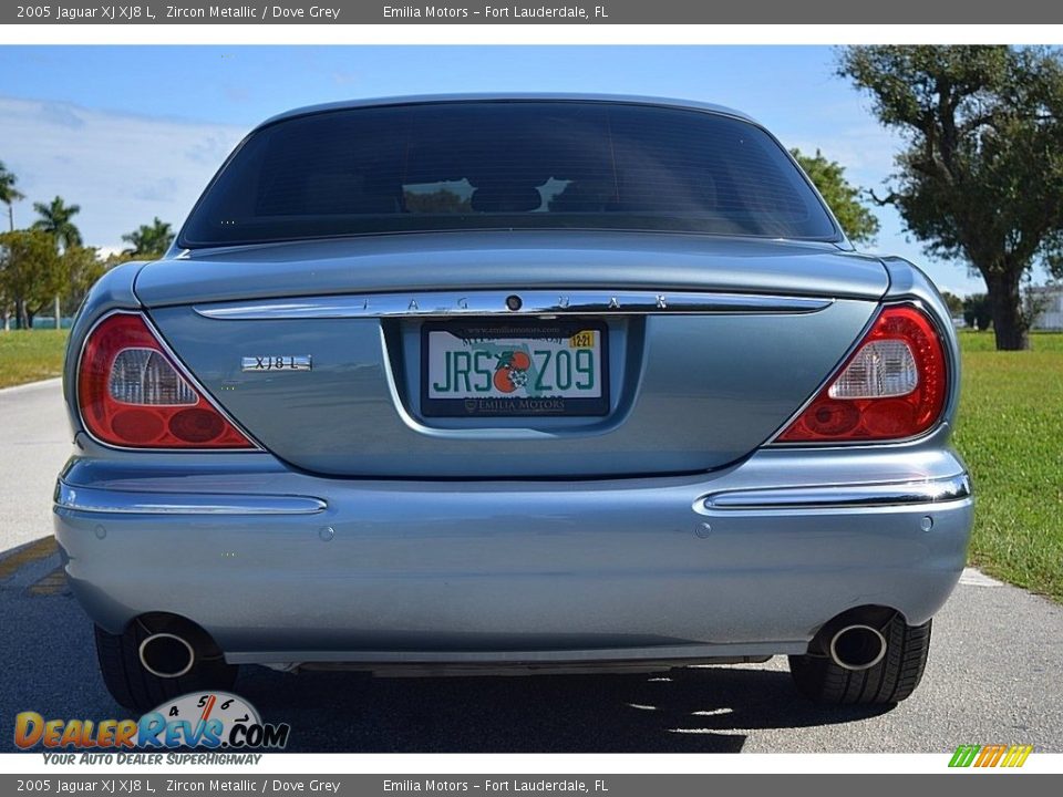 2005 Jaguar XJ XJ8 L Zircon Metallic / Dove Grey Photo #11