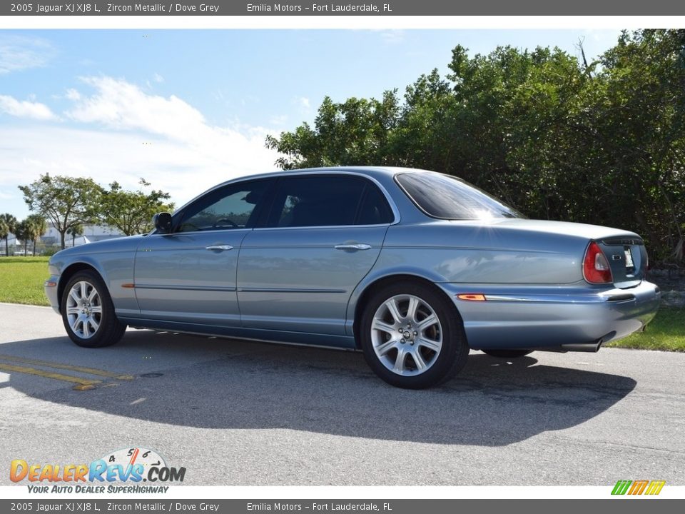 2005 Jaguar XJ XJ8 L Zircon Metallic / Dove Grey Photo #16