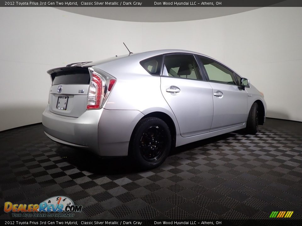 2012 Toyota Prius 3rd Gen Two Hybrid Classic Silver Metallic / Dark Gray Photo #15