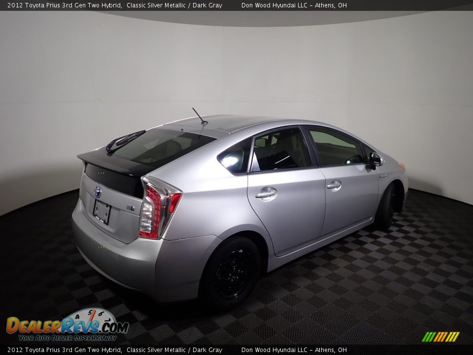 2012 Toyota Prius 3rd Gen Two Hybrid Classic Silver Metallic / Dark Gray Photo #16