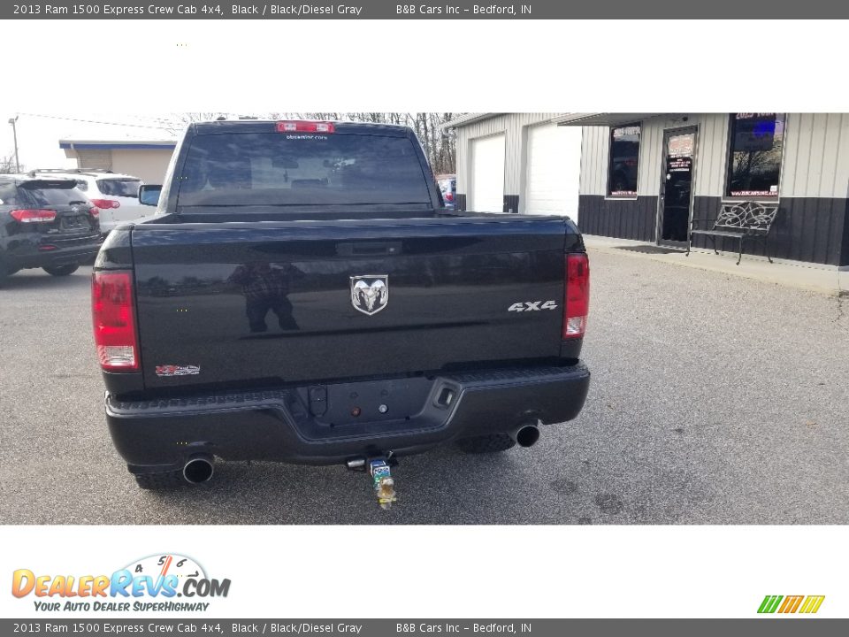 2013 Ram 1500 Express Crew Cab 4x4 Black / Black/Diesel Gray Photo #4