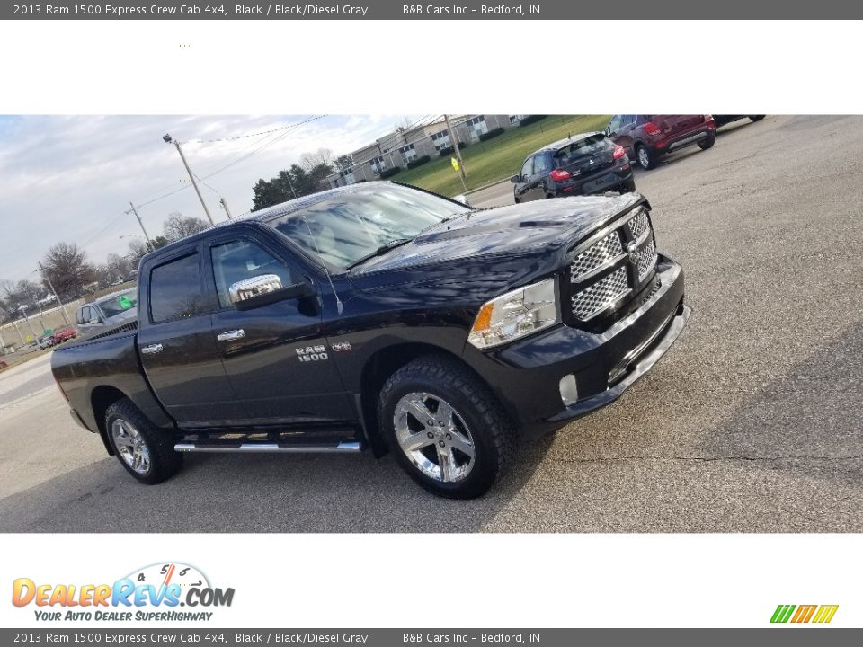 2013 Ram 1500 Express Crew Cab 4x4 Black / Black/Diesel Gray Photo #7