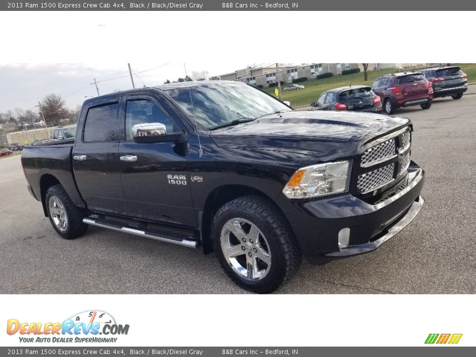 2013 Ram 1500 Express Crew Cab 4x4 Black / Black/Diesel Gray Photo #22