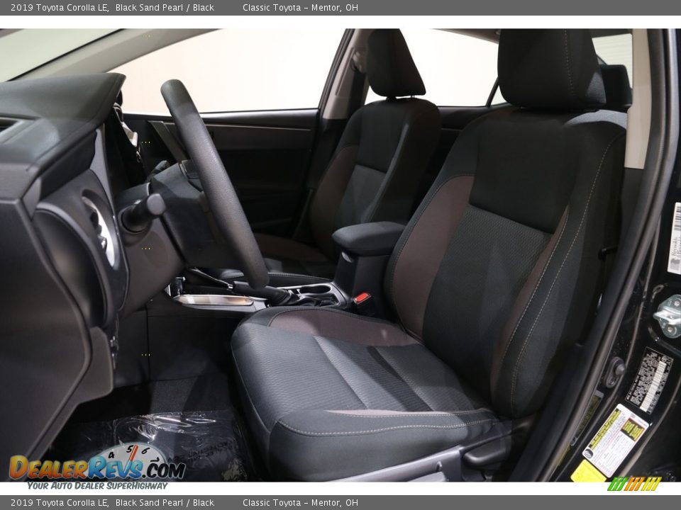 2019 Toyota Corolla LE Black Sand Pearl / Black Photo #5