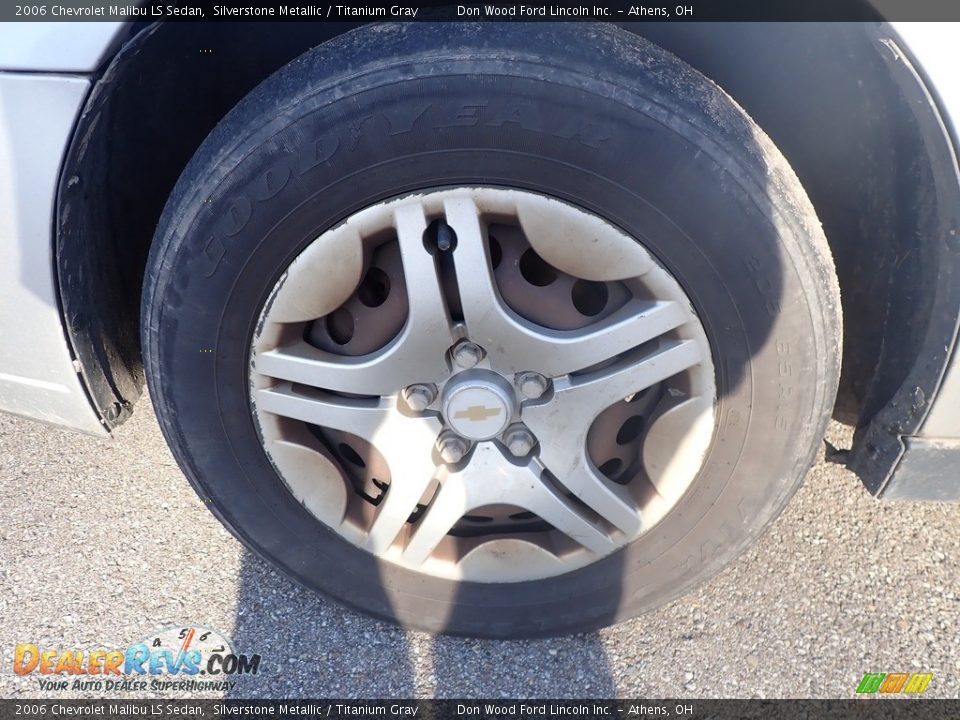 2006 Chevrolet Malibu LS Sedan Silverstone Metallic / Titanium Gray Photo #12