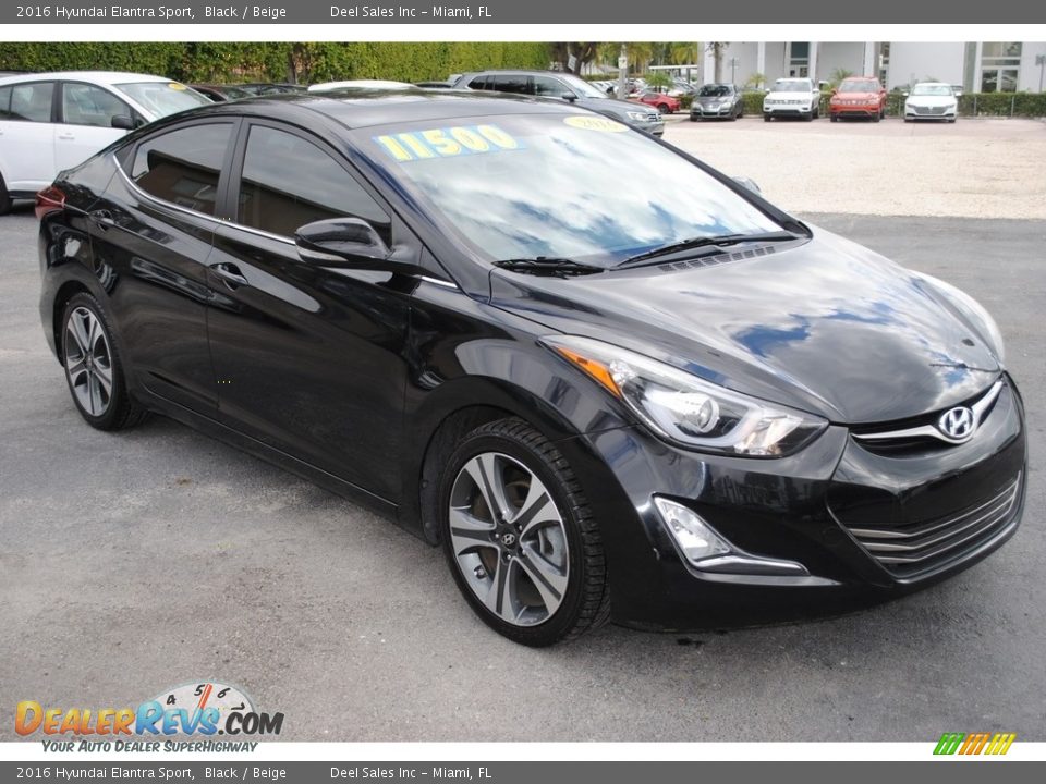 Front 3/4 View of 2016 Hyundai Elantra Sport Photo #2