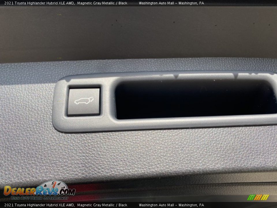 2021 Toyota Highlander Hybrid XLE AWD Magnetic Gray Metallic / Black Photo #33