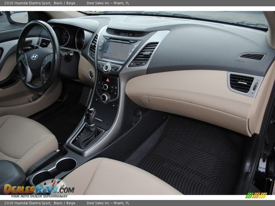 Dashboard of 2016 Hyundai Elantra Sport Photo #18