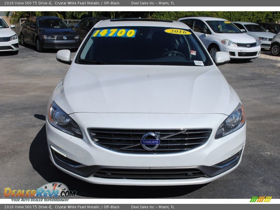 2016 Volvo S60 T5 Drive-E Crystal White Pearl Metallic / Off-Black Photo #3