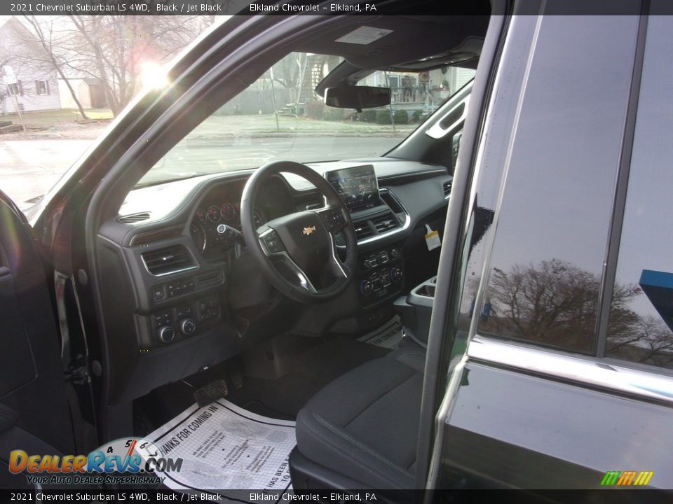 2021 Chevrolet Suburban LS 4WD Black / Jet Black Photo #12