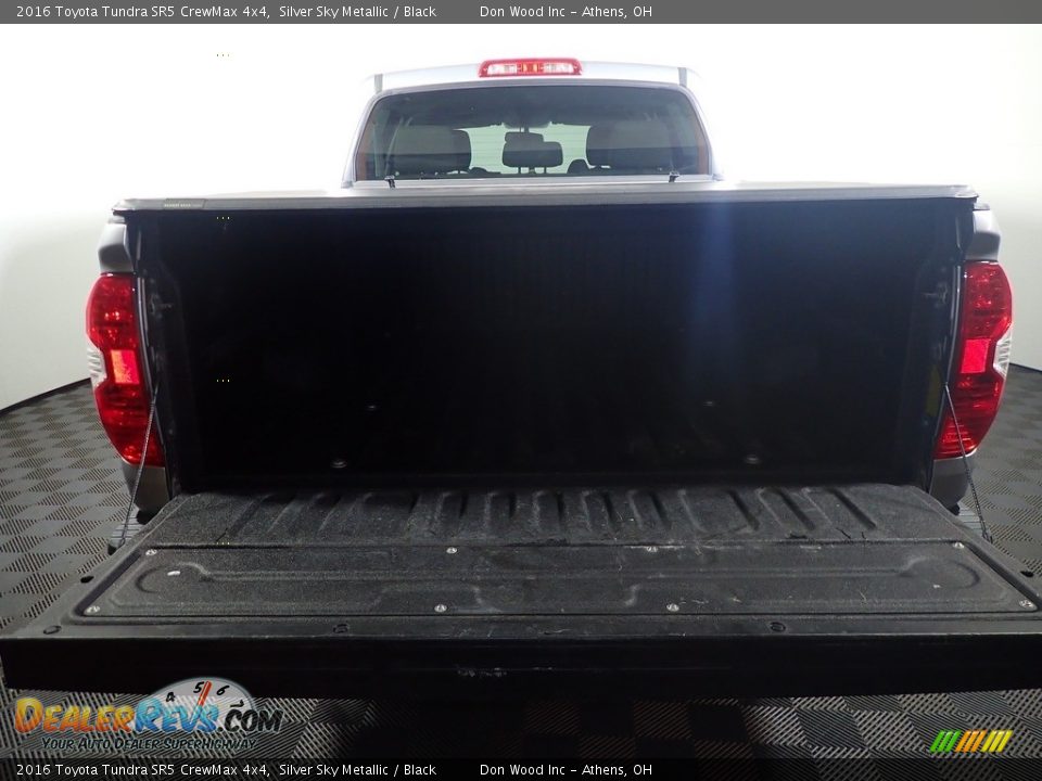 2016 Toyota Tundra SR5 CrewMax 4x4 Silver Sky Metallic / Black Photo #13