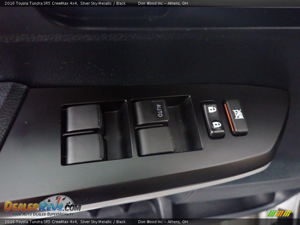2016 Toyota Tundra SR5 CrewMax 4x4 Silver Sky Metallic / Black Photo #19