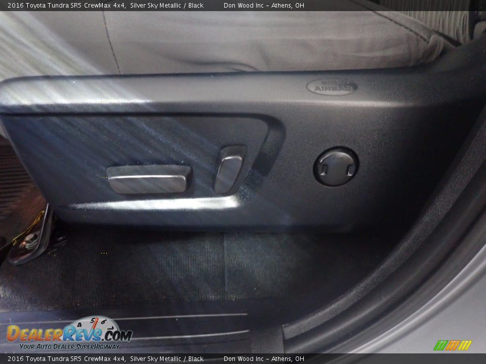 2016 Toyota Tundra SR5 CrewMax 4x4 Silver Sky Metallic / Black Photo #21