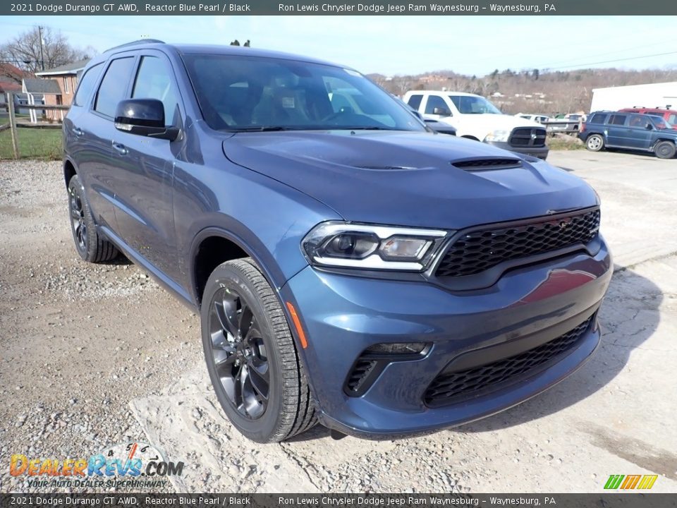 Front 3/4 View of 2021 Dodge Durango GT AWD Photo #8
