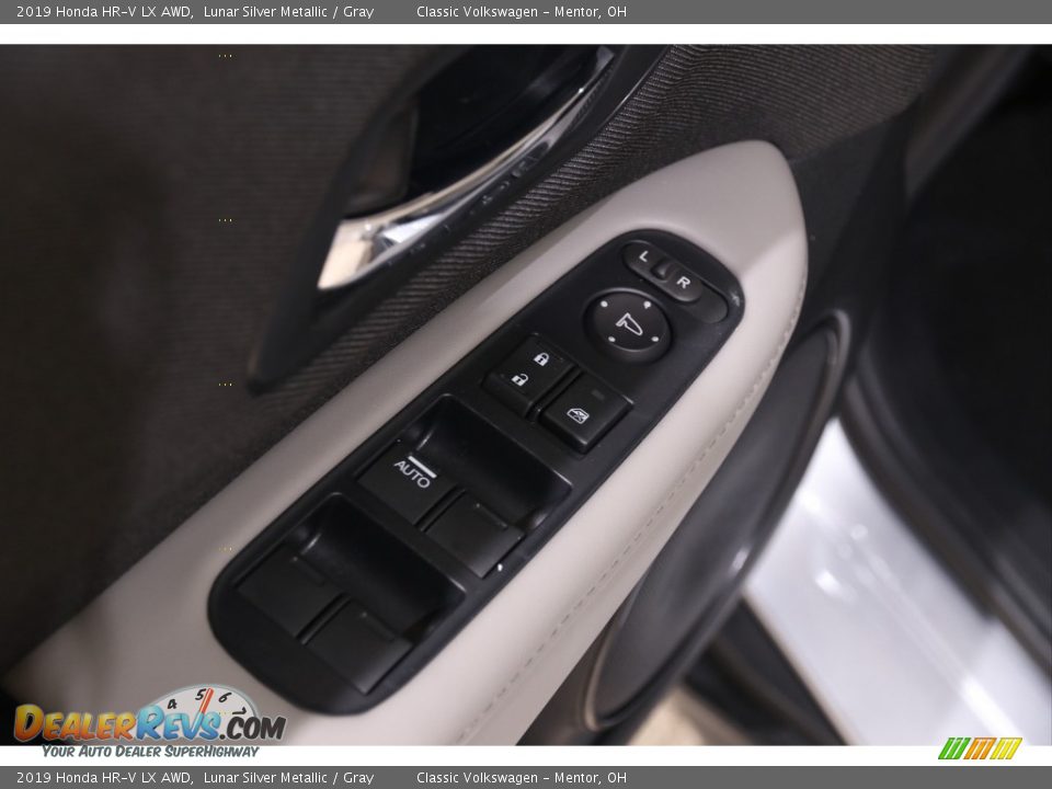2019 Honda HR-V LX AWD Lunar Silver Metallic / Gray Photo #5