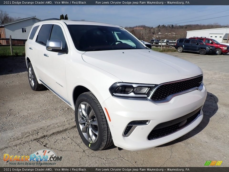 Front 3/4 View of 2021 Dodge Durango Citadel AWD Photo #8