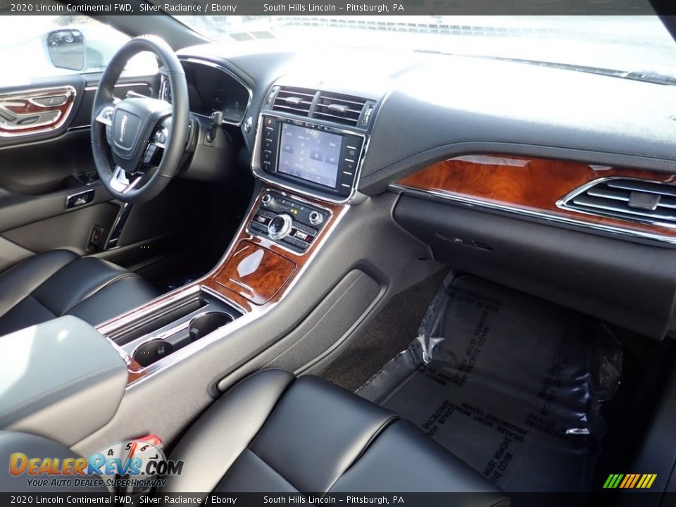 Dashboard of 2020 Lincoln Continental FWD Photo #12