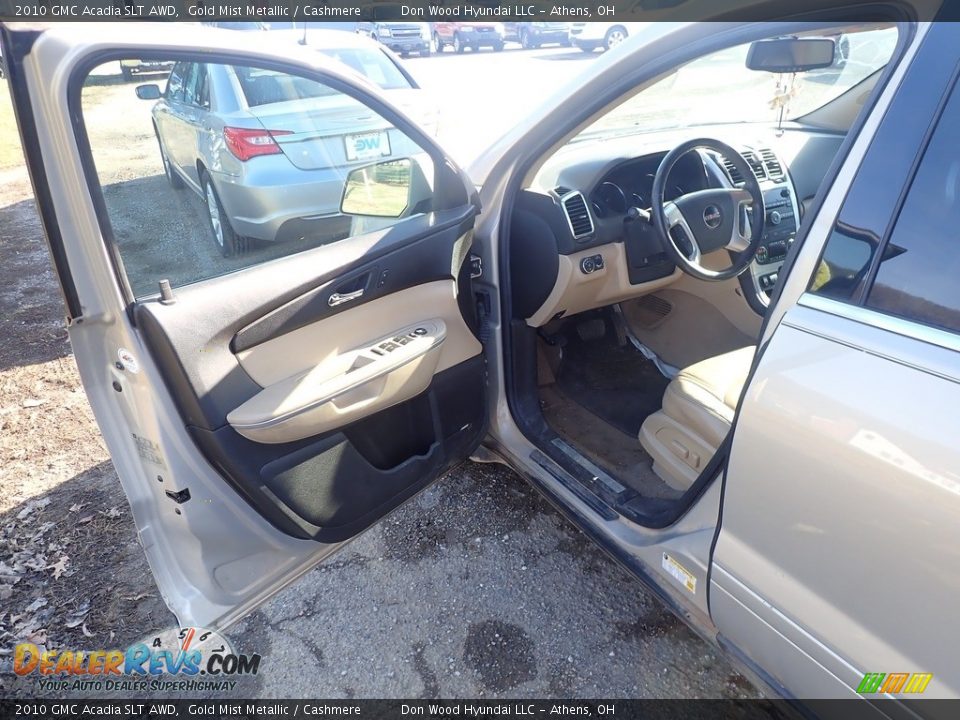 2010 GMC Acadia SLT AWD Gold Mist Metallic / Cashmere Photo #13