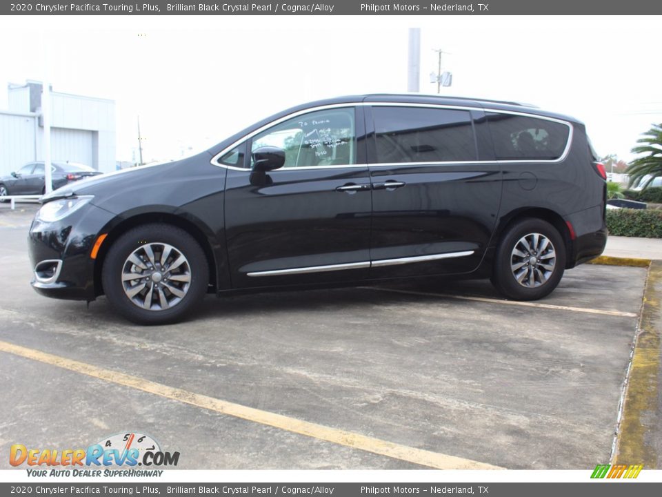 2020 Chrysler Pacifica Touring L Plus Brilliant Black Crystal Pearl / Cognac/Alloy Photo #5