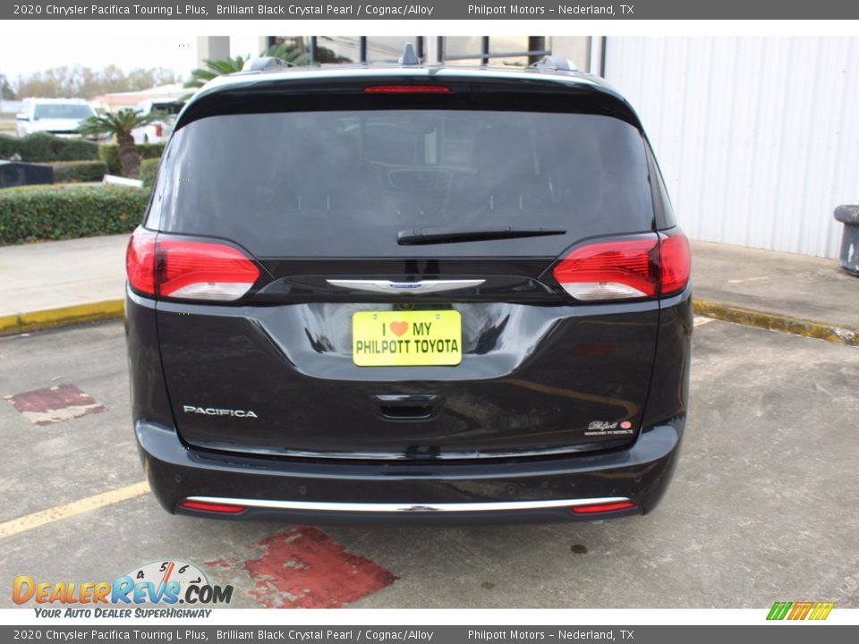 2020 Chrysler Pacifica Touring L Plus Brilliant Black Crystal Pearl / Cognac/Alloy Photo #7