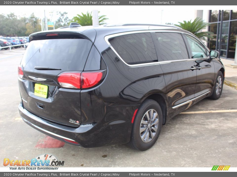 2020 Chrysler Pacifica Touring L Plus Brilliant Black Crystal Pearl / Cognac/Alloy Photo #8