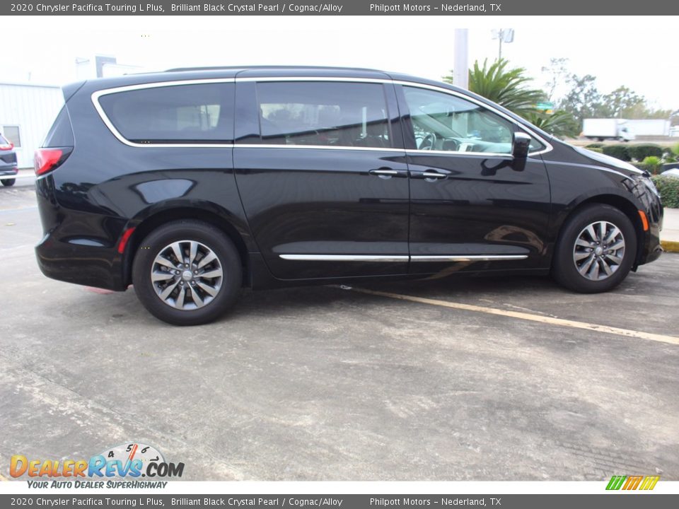 2020 Chrysler Pacifica Touring L Plus Brilliant Black Crystal Pearl / Cognac/Alloy Photo #9