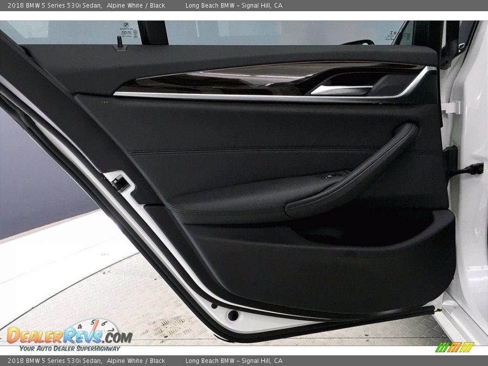 2018 BMW 5 Series 530i Sedan Alpine White / Black Photo #25