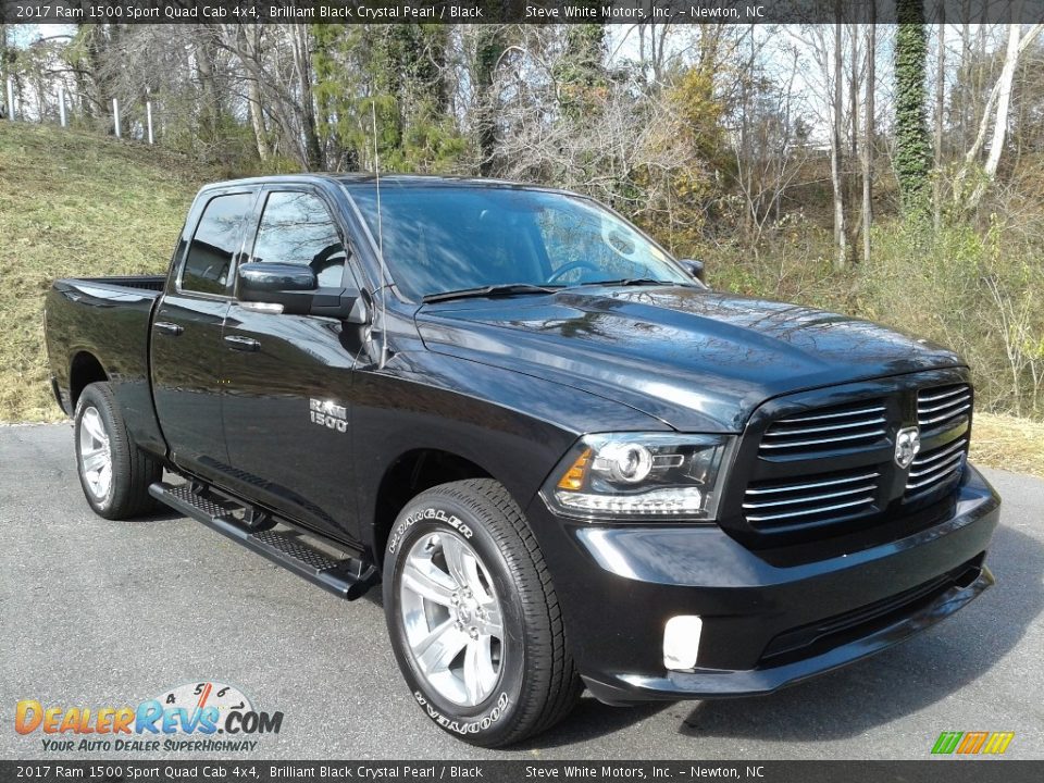 Front 3/4 View of 2017 Ram 1500 Sport Quad Cab 4x4 Photo #5