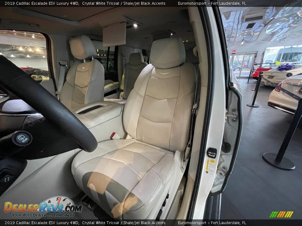 2019 Cadillac Escalade ESV Luxury 4WD Crystal White Tricoat / Shale/Jet Black Accents Photo #2