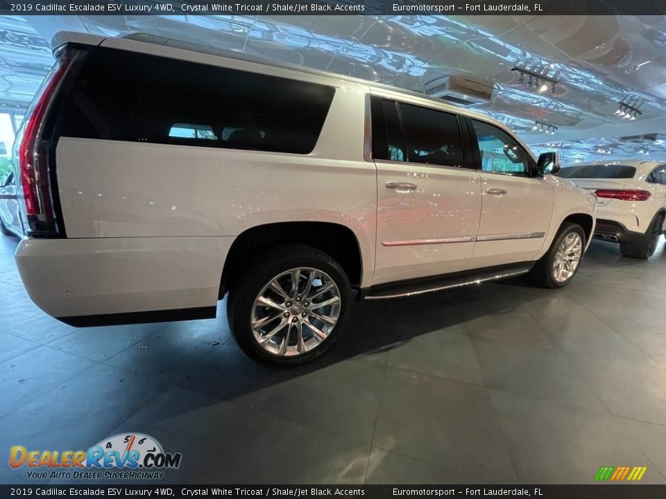 2019 Cadillac Escalade ESV Luxury 4WD Crystal White Tricoat / Shale/Jet Black Accents Photo #11