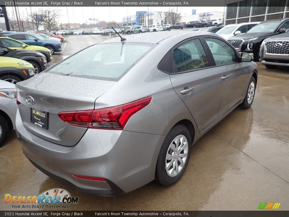 2021 Hyundai Accent SE Forge Gray / Black Photo #2