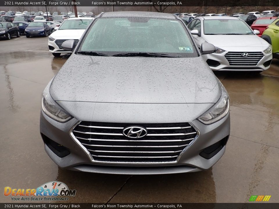 2021 Hyundai Accent SE Forge Gray / Black Photo #4