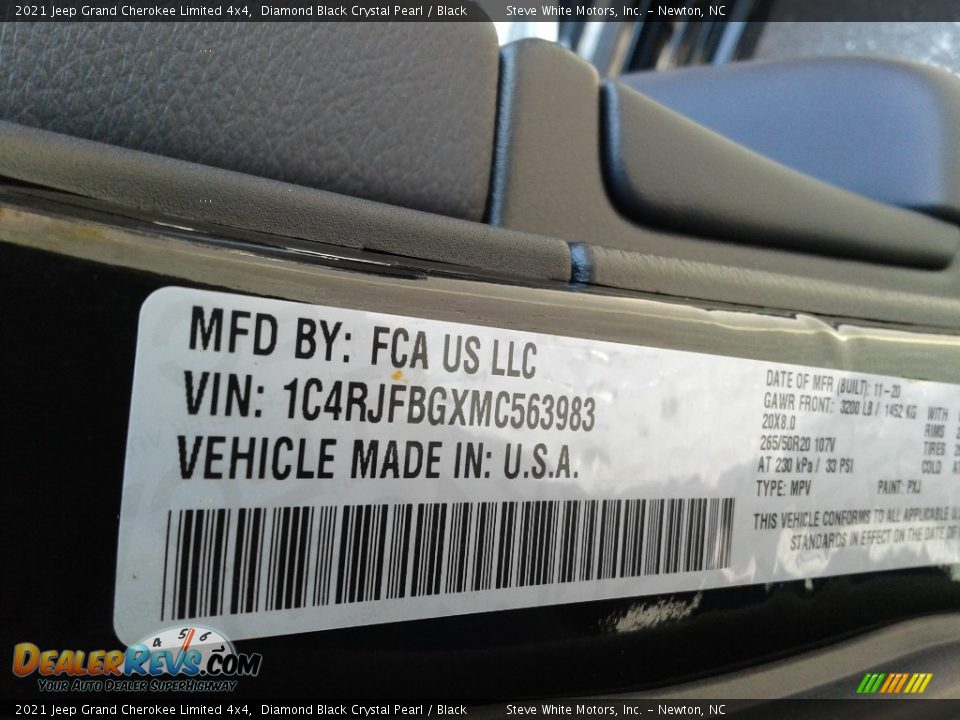 2021 Jeep Grand Cherokee Limited 4x4 Diamond Black Crystal Pearl / Black Photo #34