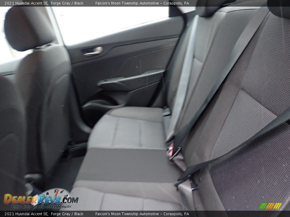 2021 Hyundai Accent SE Forge Gray / Black Photo #9