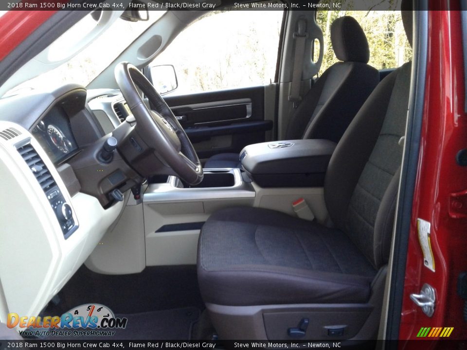 2018 Ram 1500 Big Horn Crew Cab 4x4 Flame Red / Black/Diesel Gray Photo #11