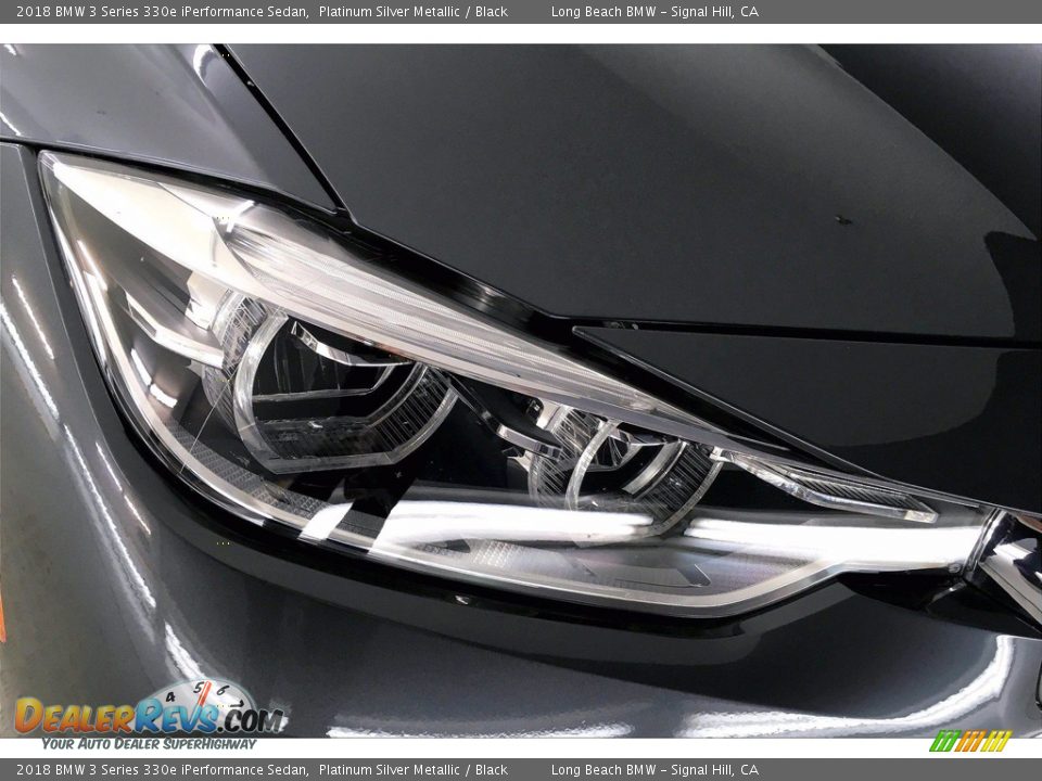 2018 BMW 3 Series 330e iPerformance Sedan Platinum Silver Metallic / Black Photo #26