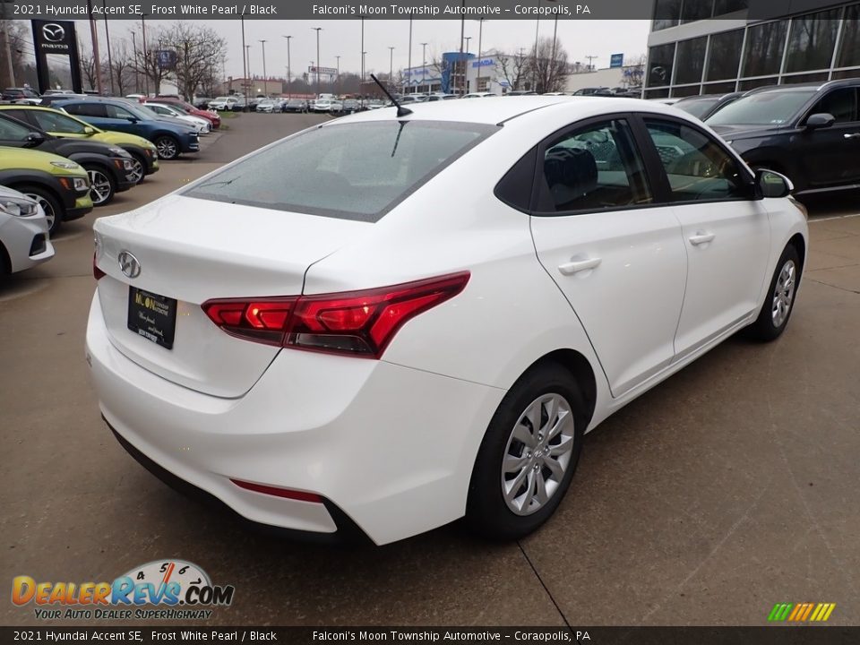 2021 Hyundai Accent SE Frost White Pearl / Black Photo #2