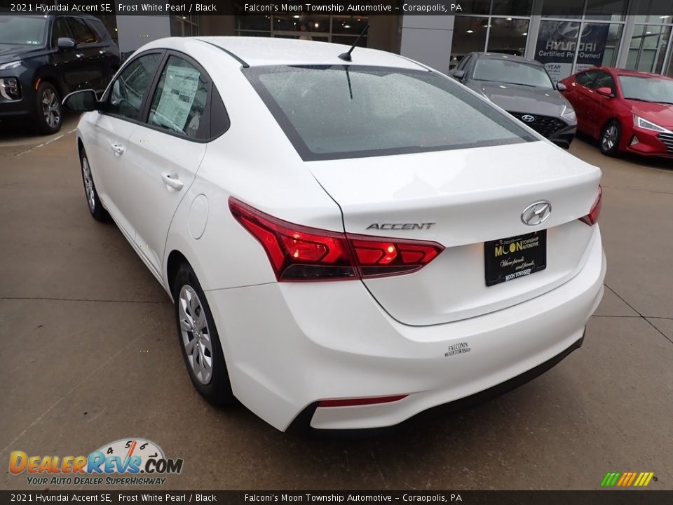 2021 Hyundai Accent SE Frost White Pearl / Black Photo #6