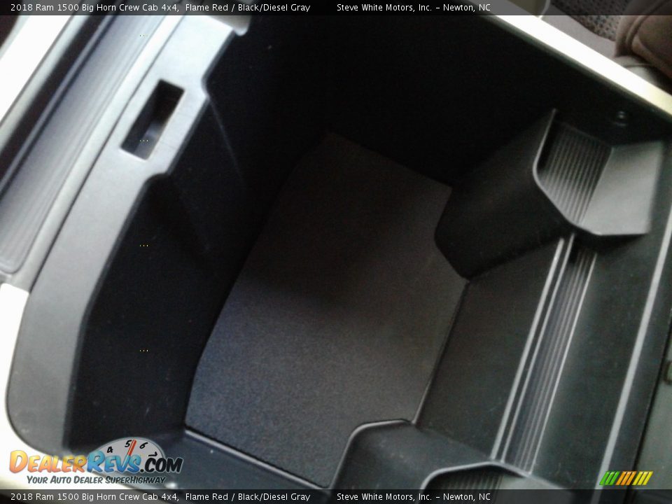 2018 Ram 1500 Big Horn Crew Cab 4x4 Flame Red / Black/Diesel Gray Photo #29