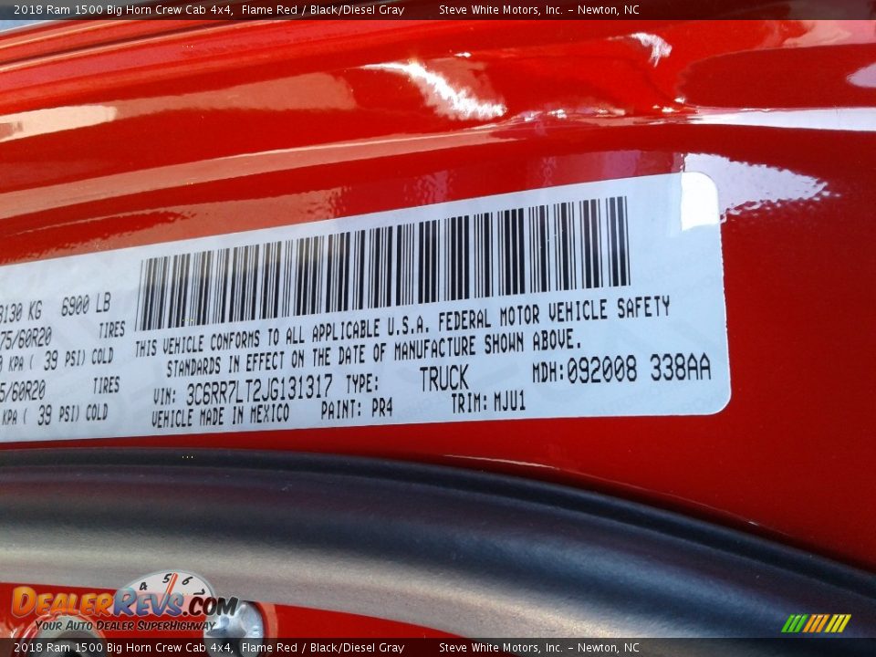 2018 Ram 1500 Big Horn Crew Cab 4x4 Flame Red / Black/Diesel Gray Photo #32
