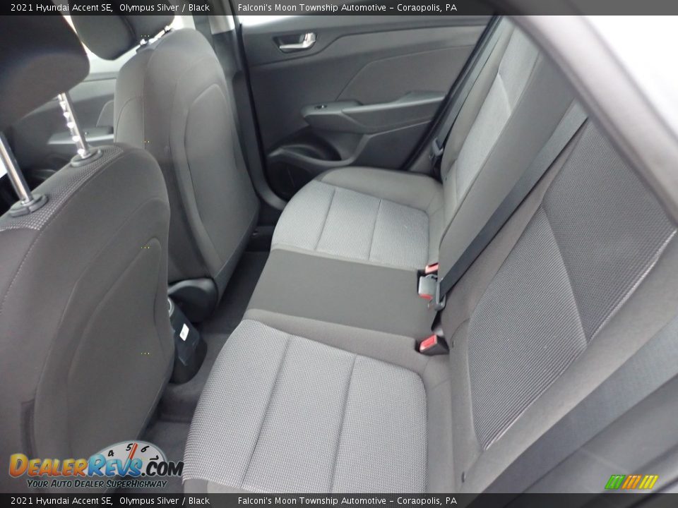 2021 Hyundai Accent SE Olympus Silver / Black Photo #8