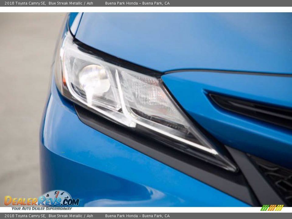 2018 Toyota Camry SE Blue Streak Metallic / Ash Photo #8