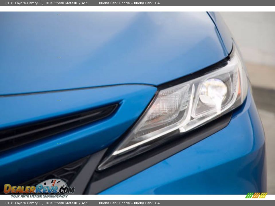 2018 Toyota Camry SE Blue Streak Metallic / Ash Photo #9