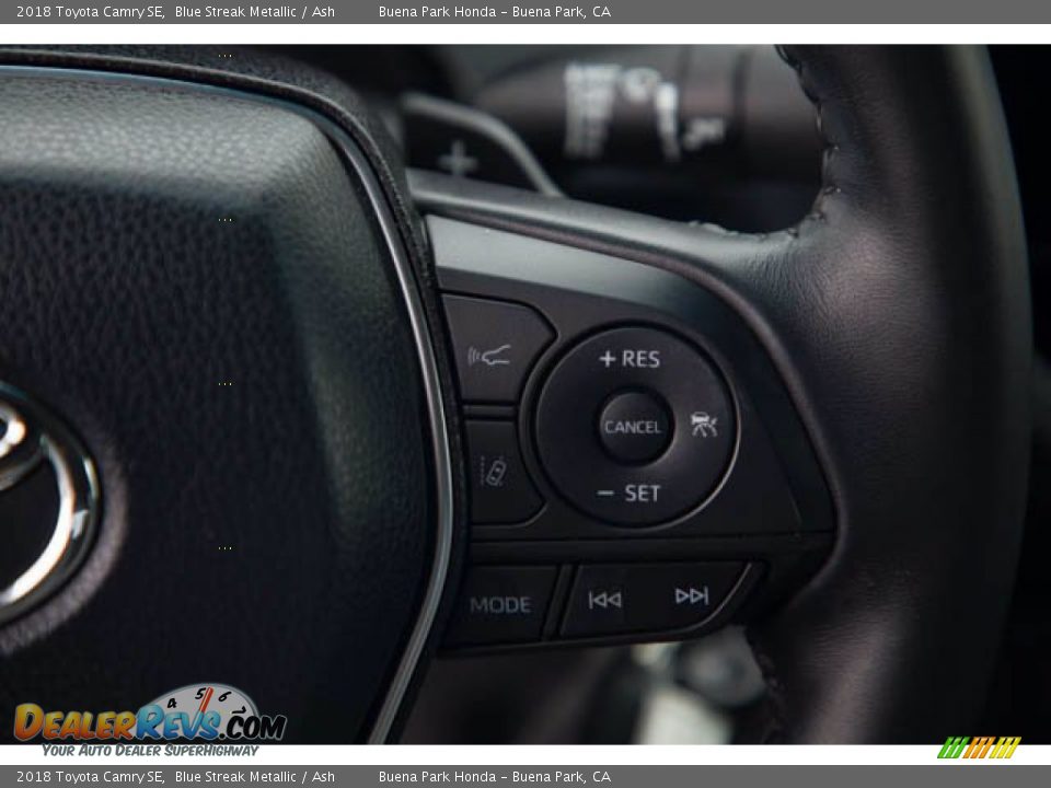 2018 Toyota Camry SE Blue Streak Metallic / Ash Photo #17