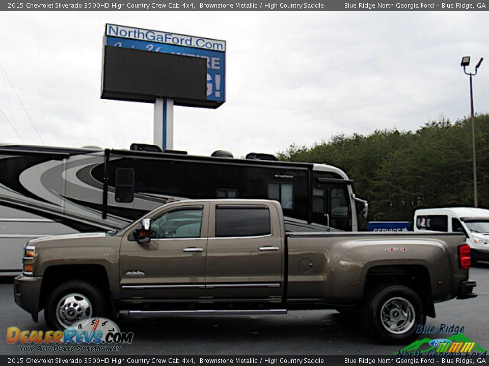 2015 Chevrolet Silverado 3500HD High Country Crew Cab 4x4 Brownstone Metallic / High Country Saddle Photo #2