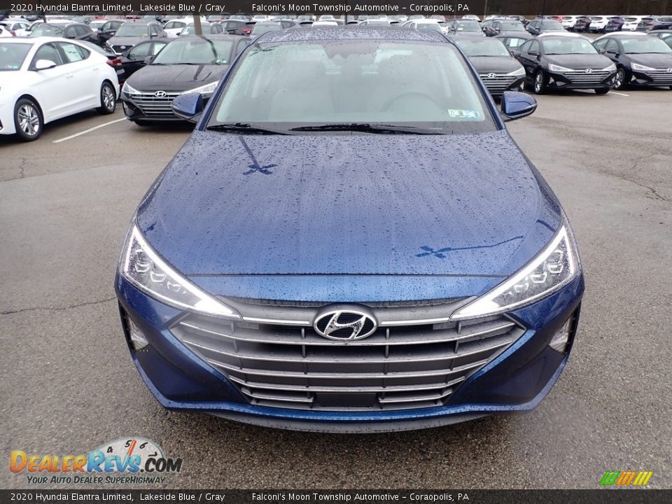 2020 Hyundai Elantra Limited Lakeside Blue / Gray Photo #4