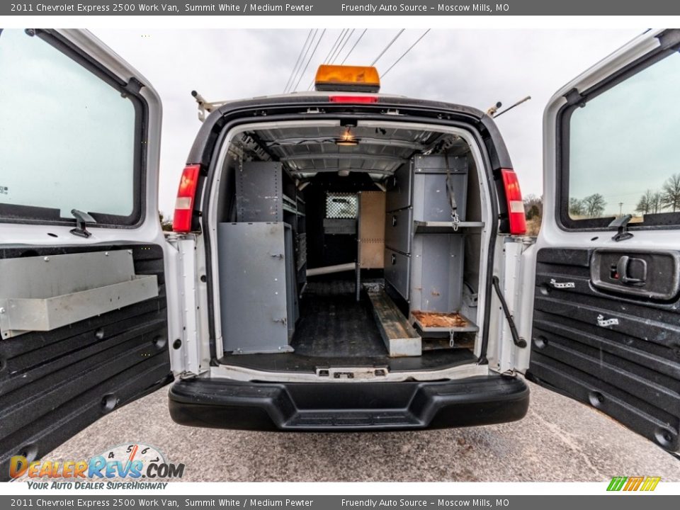 2011 Chevrolet Express 2500 Work Van Summit White / Medium Pewter Photo #3