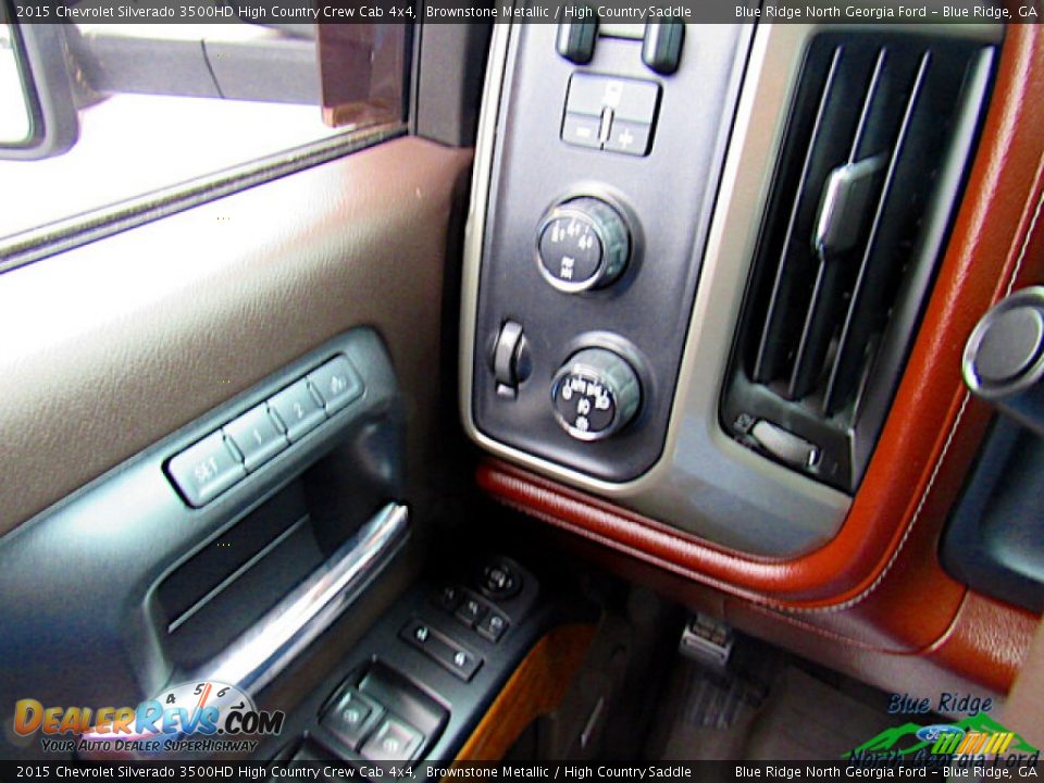 2015 Chevrolet Silverado 3500HD High Country Crew Cab 4x4 Brownstone Metallic / High Country Saddle Photo #23