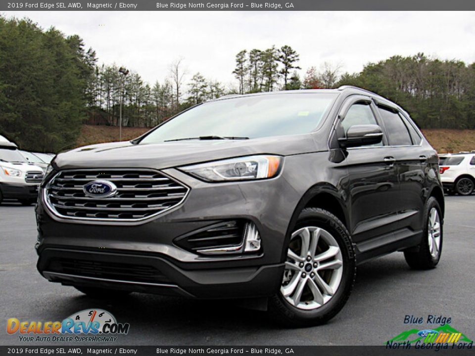 Front 3/4 View of 2019 Ford Edge SEL AWD Photo #1